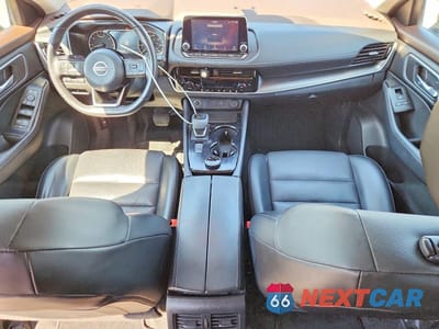 Zdjęcie 8 z 14 samochodu: 2021 NISSAN ROGUE SV VIN:5N1AT3BB7MC702649 - miniatura