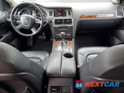 Zdjęcie 8 z 13 samochodu: 2011 AUDI Q7 PREMIUM VIN:WA1CGAFE4BD006813 - miniatura