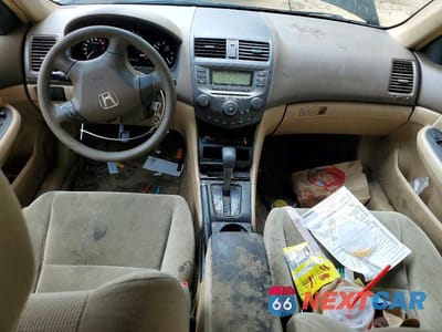 Zdjęcie 8 z 12 samochodu: 2007 HONDA ACCORD LX VIN:1HGCM56437A058196 - miniatura
