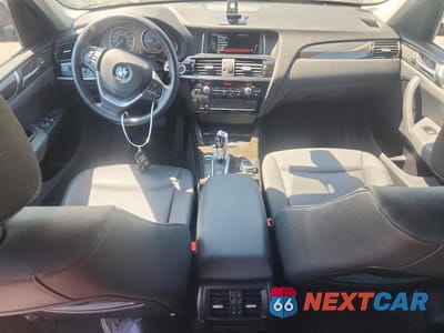 Zdjęcie 8 z 12 samochodu: 2016 BMW X3 SDRIVE28I VIN:5UXWZ7C58G0R32889 - miniatura
