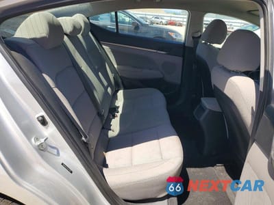 Zdjęcie 10 z 12 samochodu: 2018 HYUNDAI ELANTRA SEL VIN:5NPD84LF4JH347109 - miniatura
