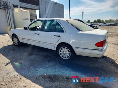 Drugie zdjęcie samochodu z przodu: 1999 MERCEDES-BENZ E 320 VIN:WDBJF65H7XA728938 - miniatura