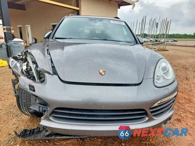 Piąte zdjęcie samochodu w środku: 2014 PORSCHE CAYENNE S VIN:WP1AB2A25ELA58488 - miniatura