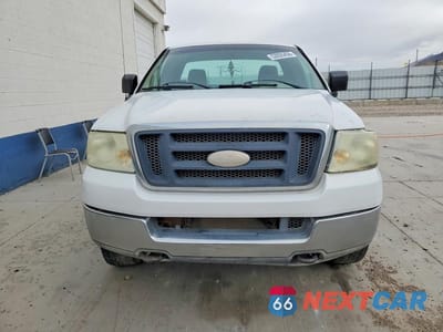 Piąte zdjęcie samochodu w środku: 2004 FORD F150 VIN:1FTRF14564NB55775 - miniatura