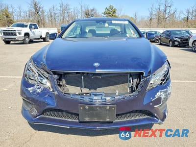 Piąte zdjęcie samochodu w środku: 2017 MERCEDES-BENZ E 400 4MATIC VIN:WDDKJ6HB9HF356783 - miniatura