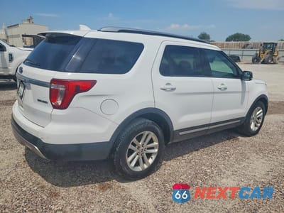 Trzecie zdjęcie samochodu z tyłu: 2016 FORD EXPLORER XLT VIN:1FM5K7D83GGC60642 - miniatura