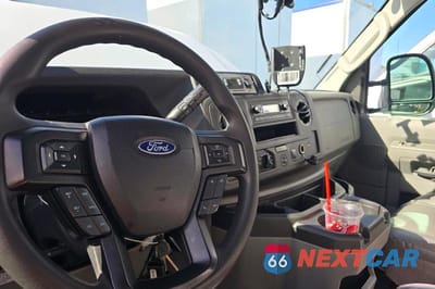 Zdjęcie 9 z 14 samochodu: 2023 FORD ECONOLINE E350 SUPER DUTY CUTAWAY VAN VIN:1FDWE3FK3PDD14780 - miniatura