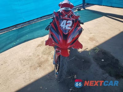 Drugie zdjęcie samochodu z przodu: 2024 BMW S 1000 RR VIN:WB10E6302R6K38150 - miniatura
