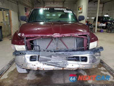 Piąte zdjęcie samochodu w środku: 2000 DODGE RAM 1500 VIN:1B7HF13Y4YJ111276 - miniatura