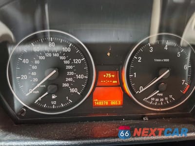 Zdjęcie 9 z 13 samochodu: 2013 BMW X1 XDRIVE28I VIN:WBAVL1C5XDVR87383 - miniatura