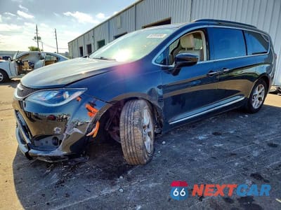 2017 CHRYSLER PACIFICA TOURING L 2C4RC1BG9HR553844 - główne zdjęcie licytacji z USA - miniatura