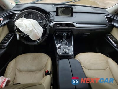 Zdjęcie 8 z 12 samochodu: 2018 MAZDA CX-9 TOURING VIN:JM3TCACY8J0228431 - miniatura