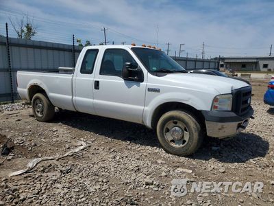 Czwarte zdjęcie samochodu z boku: 2007 FORD F250 SUPER DUTY VIN:1FTSX20537EA04987 - miniatura