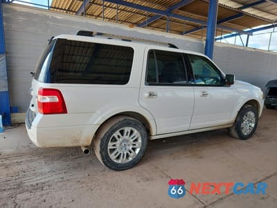 Trzecie zdjęcie samochodu z tyłu: 2011 FORD EXPEDITION LIMITED VIN:1FMJU1K56BEF09647 - miniatura