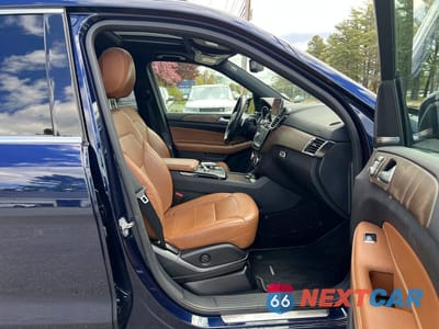 Piąte zdjęcie samochodu w środku: 2019 MERCEDES-BENZ GLS 450 4MATIC VIN:4JGDF6EE1KB235193 - miniatura