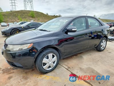 2010 KIA FORTE EX KNAFU4A2XA5063954 - główne zdjęcie licytacji z USA - miniatura