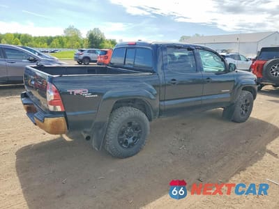 Trzecie zdjęcie samochodu z tyłu: 2009 TOYOTA TACOMA DOUBLE CAB VIN:3TMLU42N29M030564 - miniatura