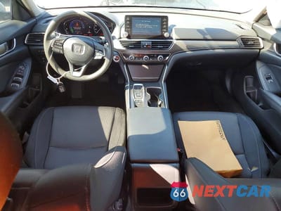 Zdjęcie 8 z 12 samochodu: 2021 HONDA ACCORD HYBRID VIN:1HGCV3F14MA018129 - miniatura