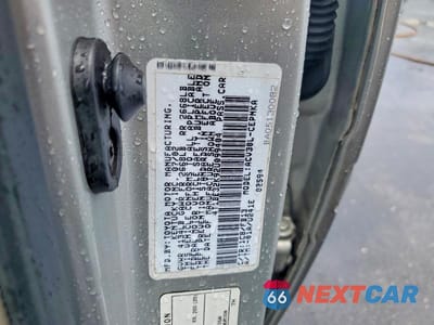 Zdjęcie 12 z 12 samochodu: 2002 TOYOTA CAMRY LE VIN:4T1BE32K92U099404 - miniatura