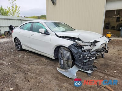 Czwarte zdjęcie samochodu z boku: 2021 BMW 228XI VIN:WBA73AK07M7H41056 - miniatura