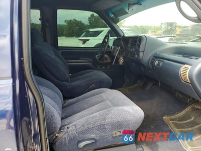 Zdjęcie 10 z 12 samochodu: 1996 GMC SIERRA VIN:1GTEC19R9TE548378 - miniatura