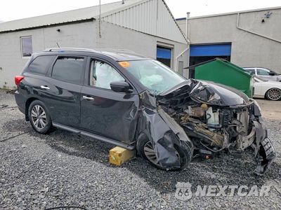 Czwarte zdjęcie samochodu z boku: 2017 NISSAN PATHFINDER SV VIN:5N1DR2MM4HC621666 - miniatura