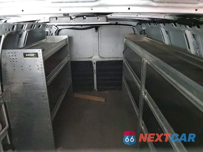 Zdjęcie 10 z 13 samochodu: 2018 GMC SAVANA G2500 VIN:1GTW7AFP1J1334324 - miniatura