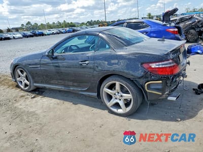 Drugie zdjęcie samochodu z przodu: 2013 MERCEDES-BENZ SLK 350 VIN:WDDPK5HA2DF068750 - miniatura