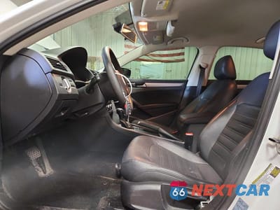 Zdjęcie 7 z 13 samochodu: 2013 VOLKSWAGEN PASSAT S VIN:1VWAH7A32DC056697 - miniatura