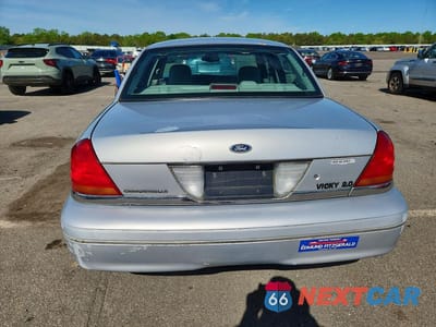 Zdjęcie 6 z 12 samochodu: 2003 FORD CROWN VICTORIA LX VIN:2FAFP74W13X156573 - miniatura