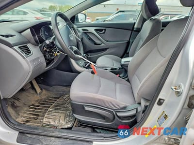 Zdjęcie 7 z 12 samochodu: 2016 HYUNDAI ELANTRA VIN:5NPDH4AE5GH654503 - miniatura