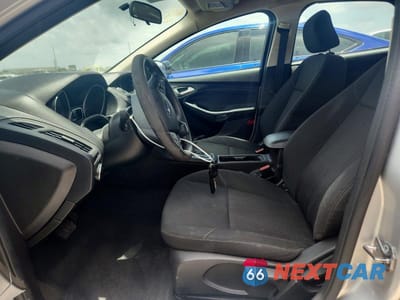 Zdjęcie 7 z 12 samochodu: 2016 FORD FOCUS SE VIN:1FADP3K20GL359456 - miniatura