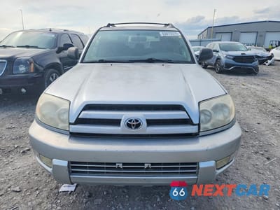 Piąte zdjęcie samochodu w środku: 2003 TOYOTA 4RUNNER SR5 VIN:JTEZU14R238003347 - miniatura