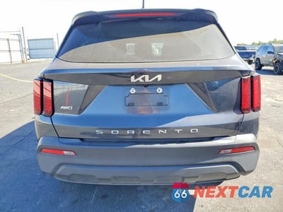 Zdjęcie 6 z 14 samochodu: 2022 KIA SORENTO LX VIN:5XYRGDLC0NG080806 - miniatura