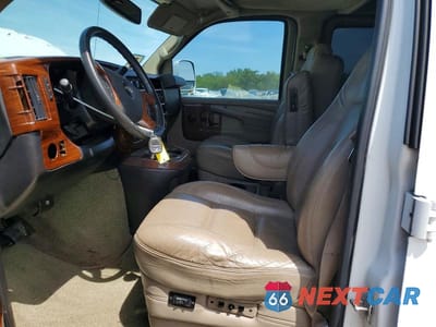 Zdjęcie 7 z 13 samochodu: 2010 CHEVROLET EXPRESS G1500 4LT VIN:1GBUGEB41A1133277 - miniatura