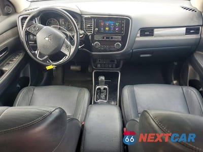 Zdjęcie 8 z 13 samochodu: 2019 MITSUBISHI OUTLANDER SE VIN:JA4AD3A31KJ001569 - miniatura