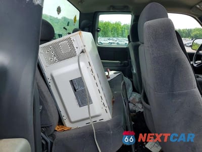 Zdjęcie 10 z 12 samochodu: 2000 CHEVROLET SILVERADO 2500HD VIN:1GCGK29U2YE398448 - miniatura