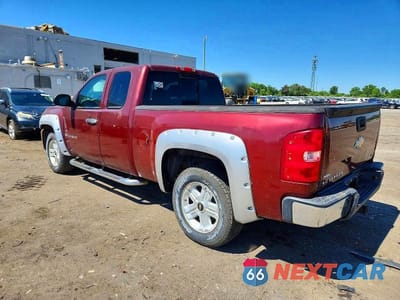 Drugie zdjęcie samochodu z przodu: 2008 CHEVROLET SILVERADO K1500 VIN:2GCEK190281218577 - miniatura