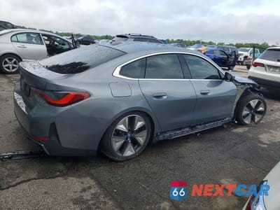 Trzecie zdjęcie samochodu z tyłu: 2023 BMW I4 EDRIVE 35 VIN:WBY43AW0XPFR08676 - miniatura