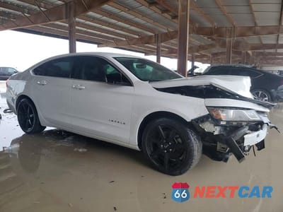 Czwarte zdjęcie samochodu z boku: 2018 CHEVROLET IMPALA LS VIN:1G11X5SA6JU119676 - miniatura