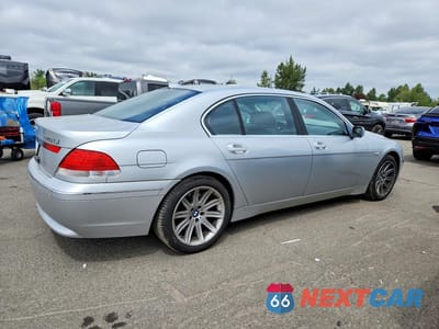 Trzecie zdjęcie samochodu z tyłu: 2003 BMW 745 LI VIN:WBAGN63473DR13110 - miniatura
