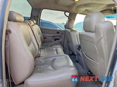 Zdjęcie 10 z 12 samochodu: 2004 CHEVROLET SILVERADO K2500 VIN:1GCGK23UX4F104727 - miniatura