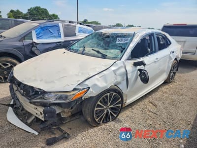 2020 TOYOTA CAMRY SE 4T1M11AK9LU910968 - główne zdjęcie licytacji z USA - miniatura