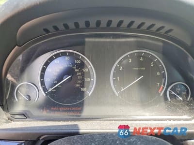 Zdjęcie 9 z 12 samochodu: 2013 BMW 528 XI VIN:WBAXH5C54DD112565 - miniatura