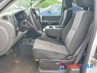 Zdjęcie 7 z 12 samochodu: 2009 CHEVROLET SILVERADO K1500 VIN:2GCEK19C791126425 - miniatura