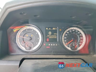 Zdjęcie 9 z 14 samochodu: 2018 RAM 2500 SLT VIN:3C6UR5DJ9JG160504 - miniatura