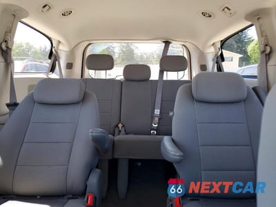 Zdjęcie 10 z 13 samochodu: 2008 DODGE GRAND CARAVAN SE VIN:1D8HN44H68B148750 - miniatura