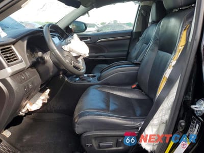 Zdjęcie 7 z 12 samochodu: 2015 TOYOTA HIGHLANDER LIMITED VIN:5TDYKRFH3FS075845 - miniatura