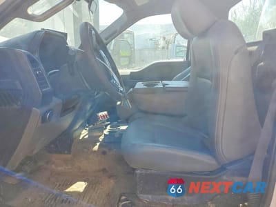 Zdjęcie 7 z 12 samochodu: 2018 FORD F550 SUPER DUTY VIN:1FDUF5GT8JDA04185 - miniatura