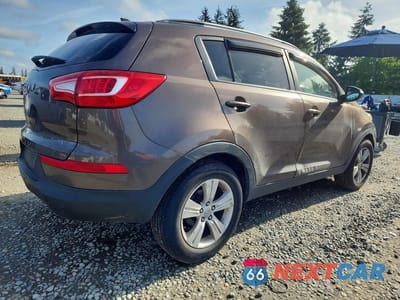 Trzecie zdjęcie samochodu z tyłu: 2011 KIA SPORTAGE LX VIN:KNDPB3A29B7083853 - miniatura